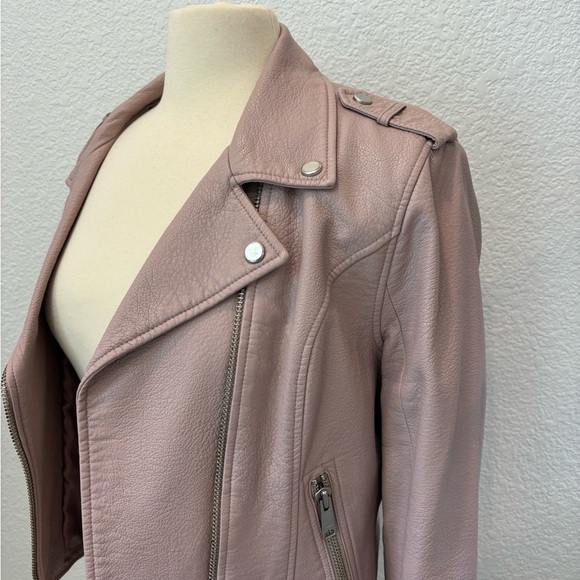Women's Pink Vegan Leather Jacket - Picture 5 of 6